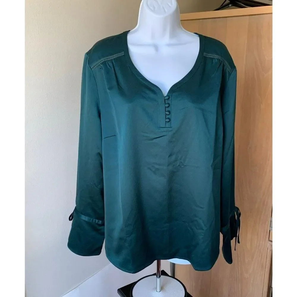Womens Blouse Top Dark Green Long Sleeves Isaac Mizrahi Live! Size 16 Holiday - Picture 2 of 7